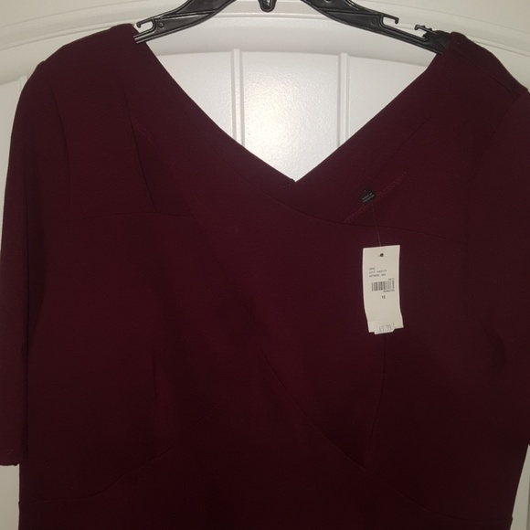 Dress - Picture 2 of 3